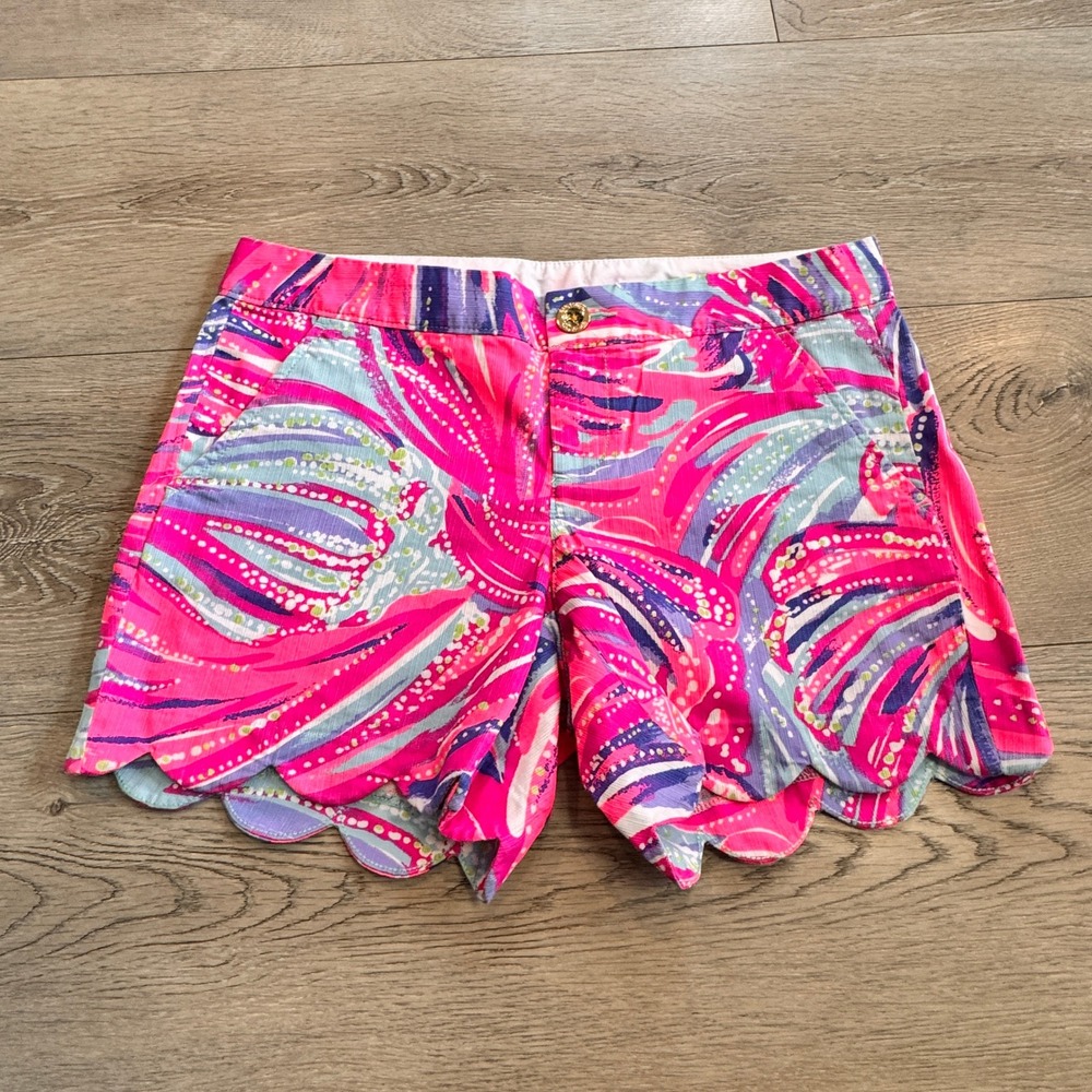 Lilly Pulitzer Buttercup Scalloped Shorts Oh My Guava Pink‎ Size 0